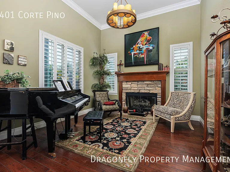 3401 Corte Pino — Photo 6