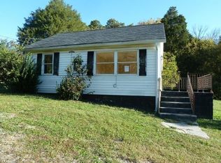 2104 Thorn Grove Pike, Knoxville, TN 37914