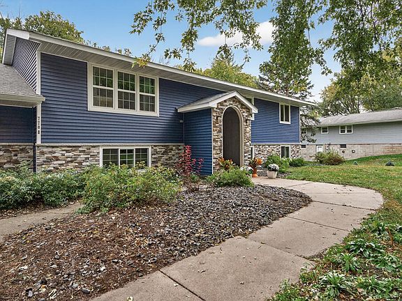 3rd image of 7708 Zealand Ave N