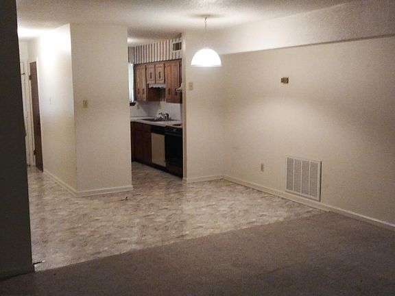 3rd image of 2310 Northeastern Ave