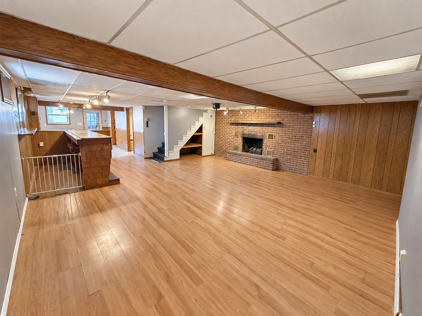 946 Wood Unit 2 — Photo 2