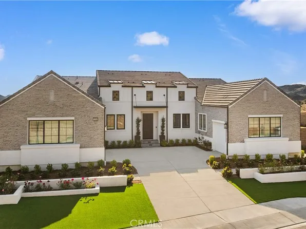 12545 N Silver Spur Ct, Northridge, CA 91326