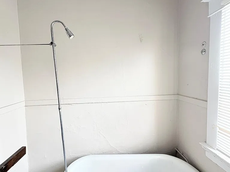 428 Machen St #5 — Photo 18