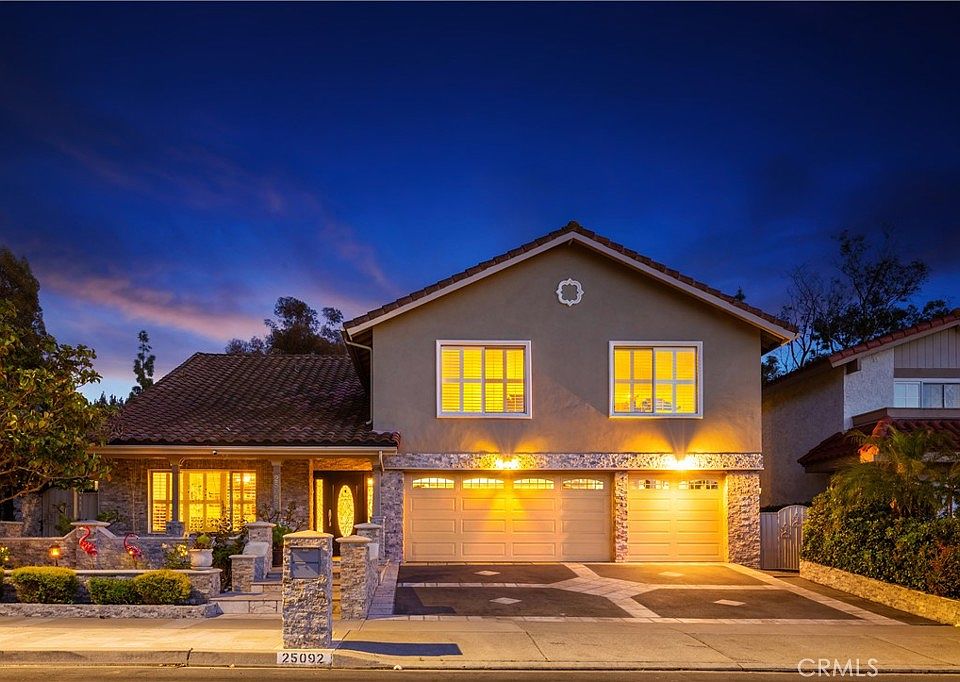 1st image of 25092 Mammoth Cir