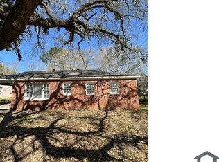1621 Burdette Dr, Mobile, AL 36605
