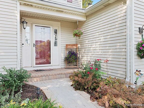 3rd image of 5713 Arbor Gate Dr