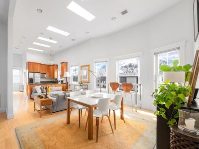 110-112 Amory St #3, Cambridge, MA, 02139