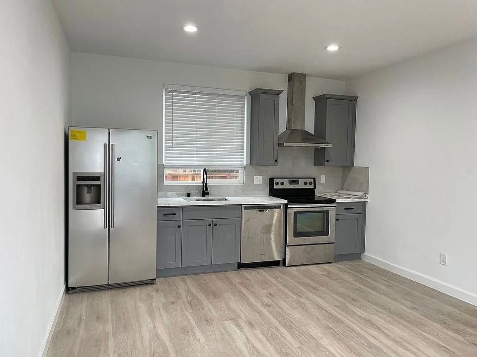 1st image of 2409 Cory Ave #B