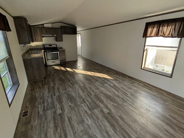 13605 Park E #17, Titusville, PA 16354