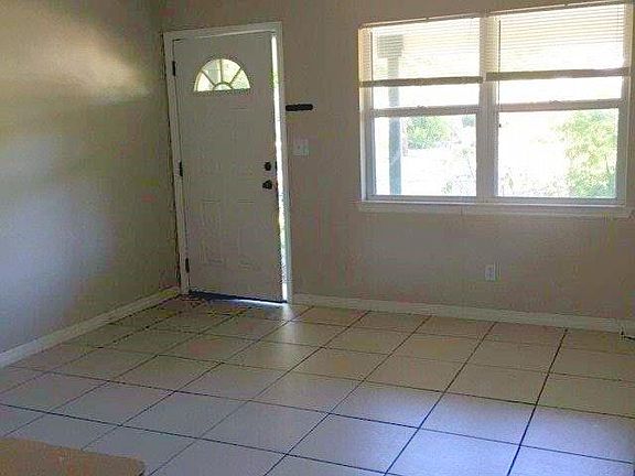 3rd image of 8044 25th Ave N