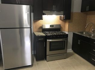 441 Plum St #1, Aurora, IL 60506