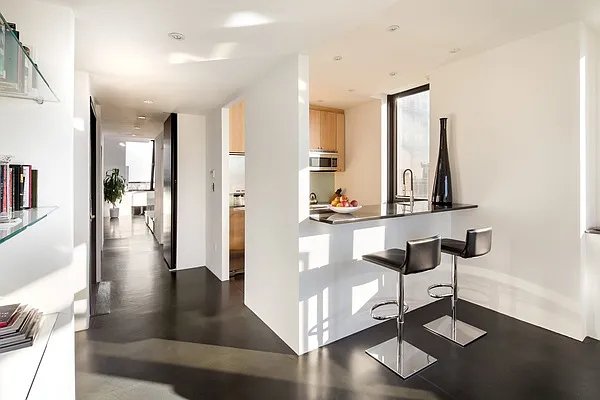 Sold by Nest Seekers International | media 14