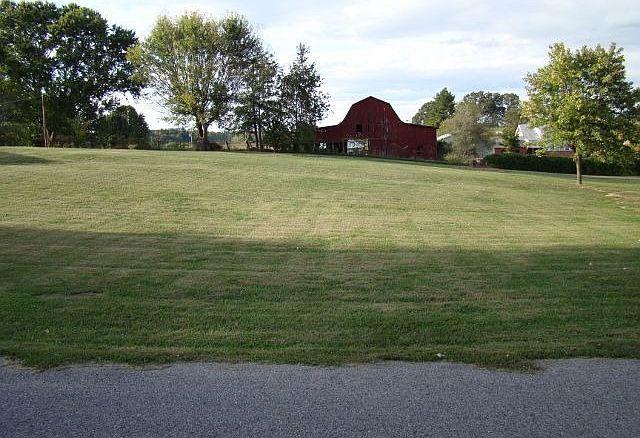 1st image of 151 Skyland Cir