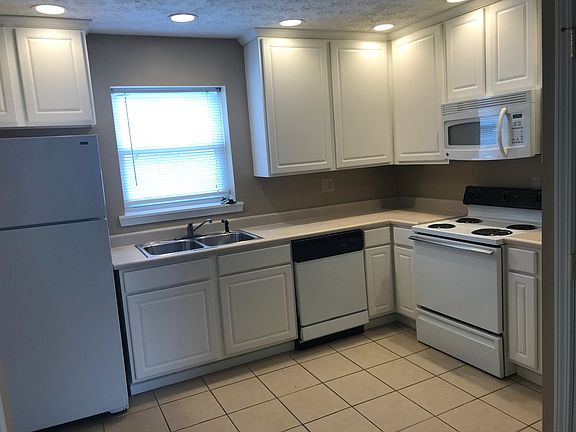 5th image of 675 S 9th St #17207268