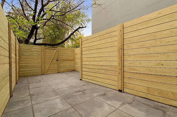 Rented by REAL New York | media 15