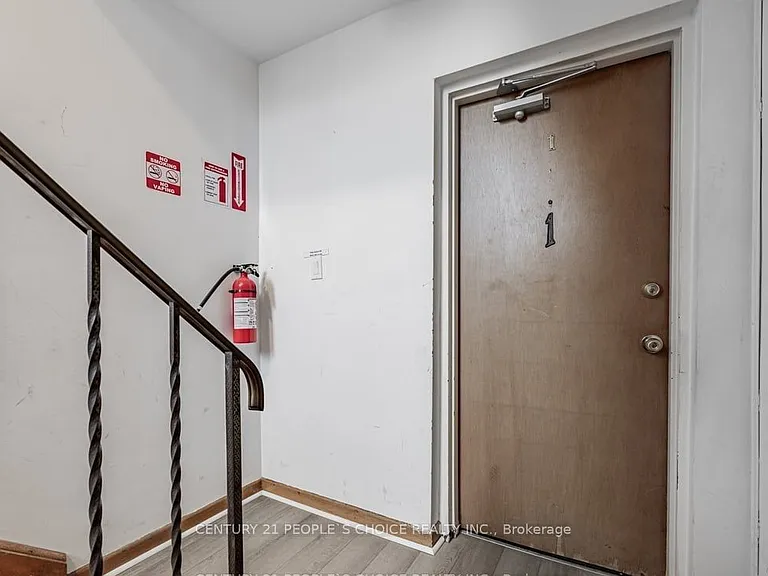 106 Wheatfield Rd #1 — Photo 3