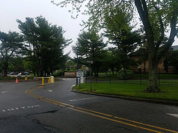 4th image of 277 Artist Lake Dr