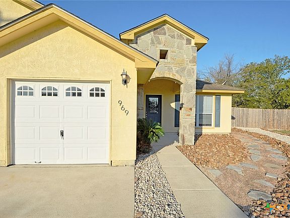 3rd image of 969 Brown Rock Dr