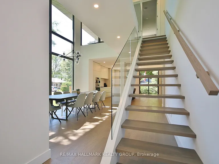 51 Chippewa Ave — Photo 8