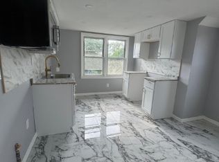 107 Ashland Pl #3, New Haven, CT 06513