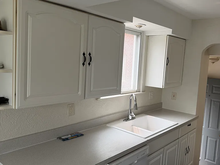 1019 N Martha St — Photo 2