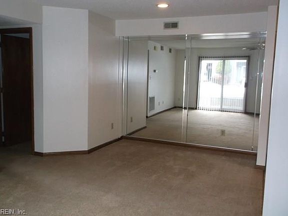 4th image of 12754 Saint James Pl APT A