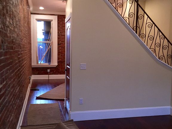 Open stairs-Rod Iron railing