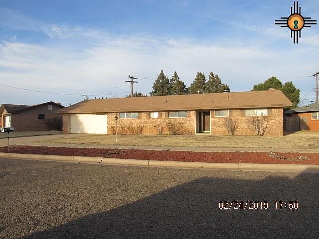 1st image of 1112 W Yucca Ave