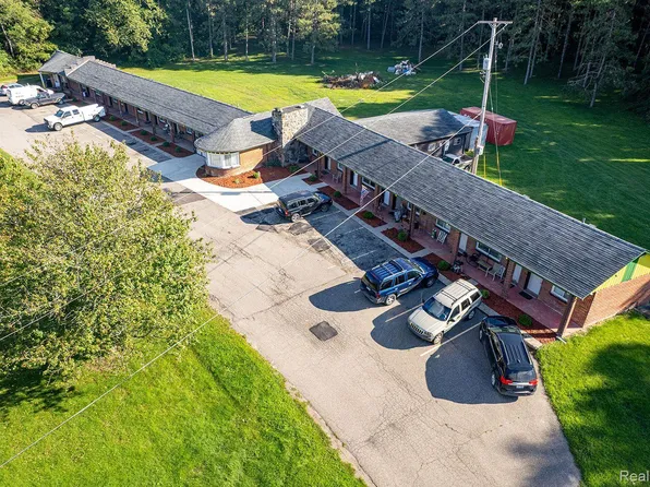 16200 Dixie Hwy, Davisburg, MI 48350