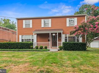 7 Laning Ave, Pennington, NJ 08534