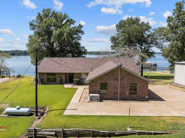827 County Road 1572, Carthage, TX 75633
