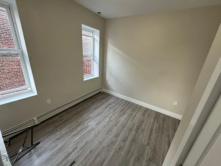 856 S 16th St #3C — Photo 4
