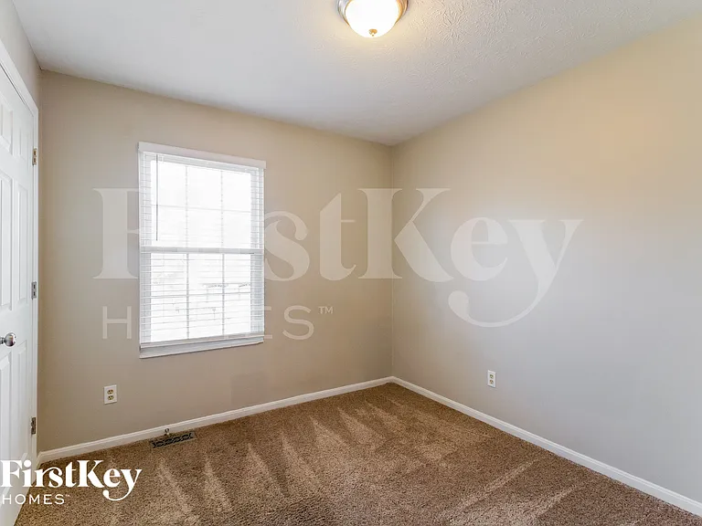 2214 Harmony Ct — Photo 13