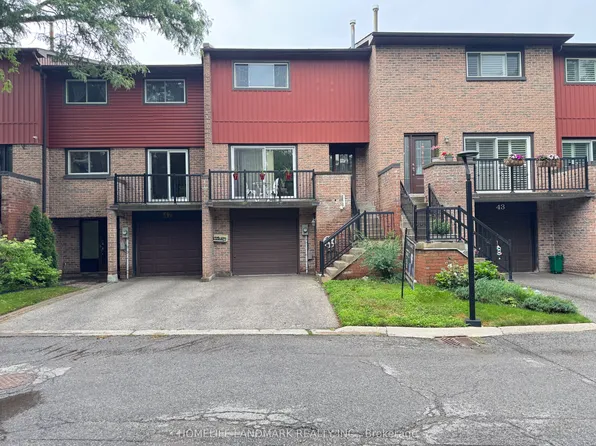 45 Ashglen Way, Markham, ON L3R 3A6