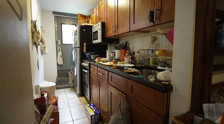 Rented by Evergreen Apartments BK | media 1
