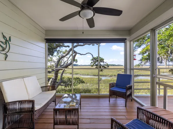 1712 Live Oak Park, Johns Island, SC 29455
