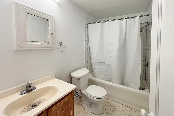 8 Baird St #3 — Photo 7