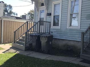 683 Villa St #B, Elgin, IL 60120