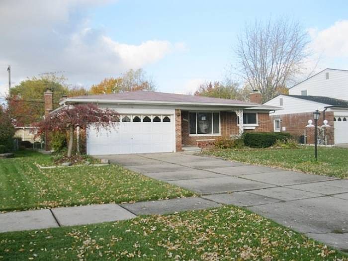 1st image of 34099 Amsterdam Dr