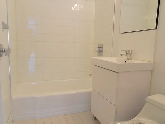 Rented by Stonehenge NYC LLC | media 6