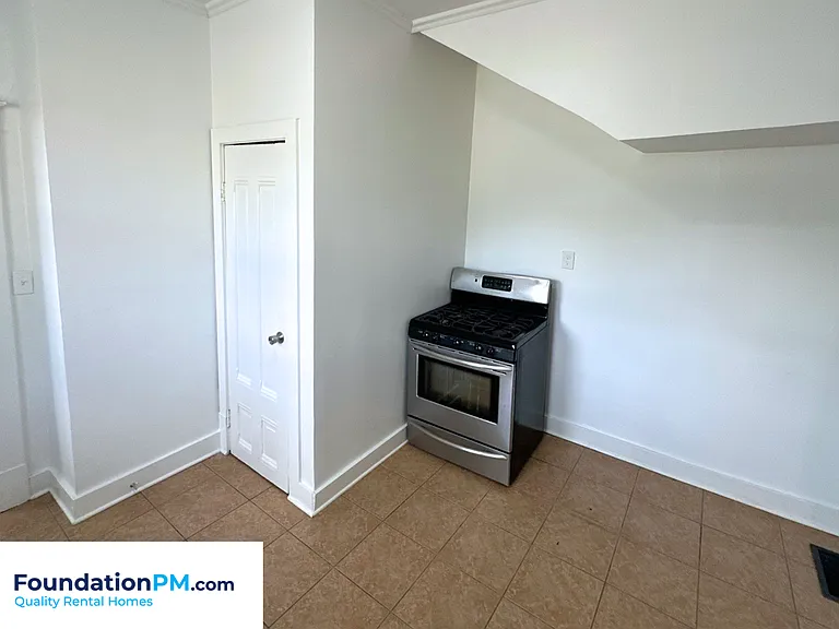 1492 Faxon Ave — Photo 8