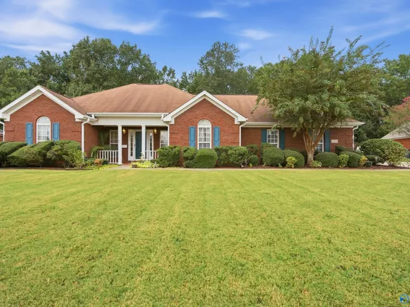 258 Morning Star Dr, Huntsville, AL 35811