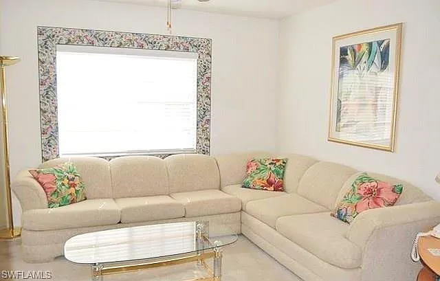 2 bed, 2.0 bath, 1350 sqft, $4,300 — Photo 3