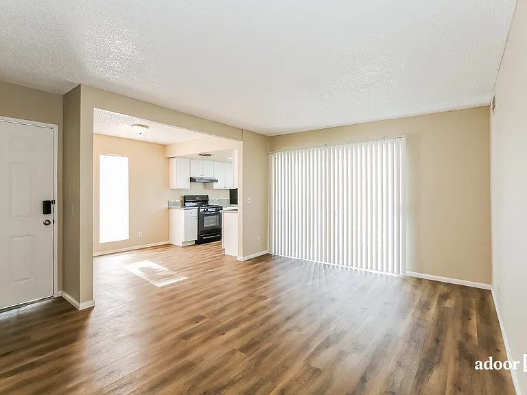1405 Vegas Valley Dr #198 — Photo 8