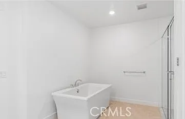 1601 Rivington — Photo 17