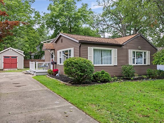 5th image of 11 Seacliffe Rd