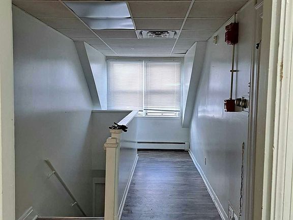4th image of 160 Constitution St #11