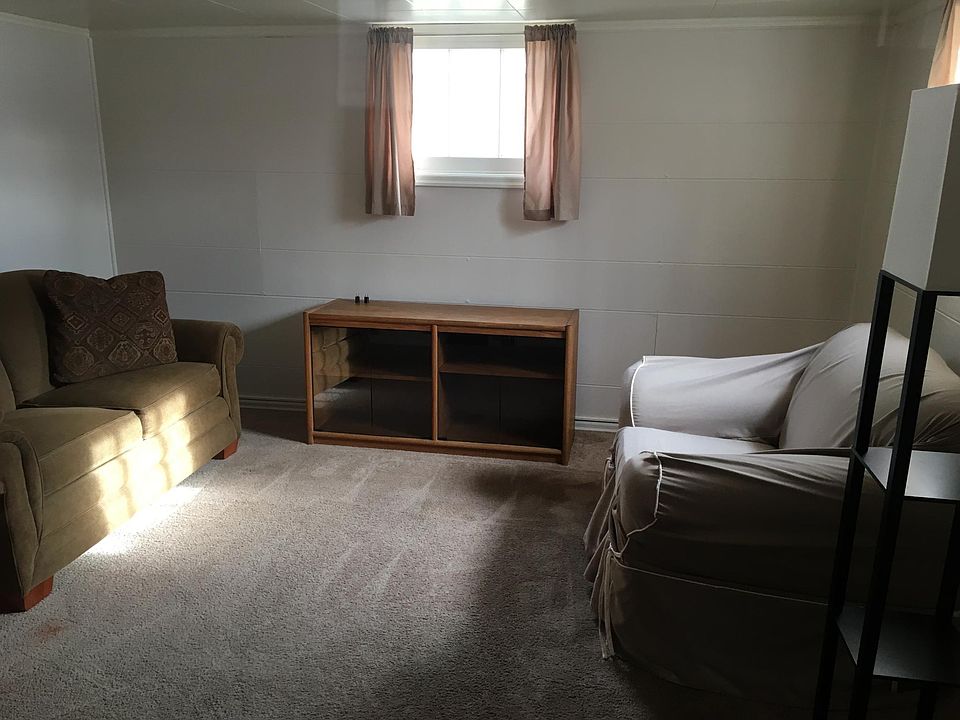 1st image of 615 Russell St #2