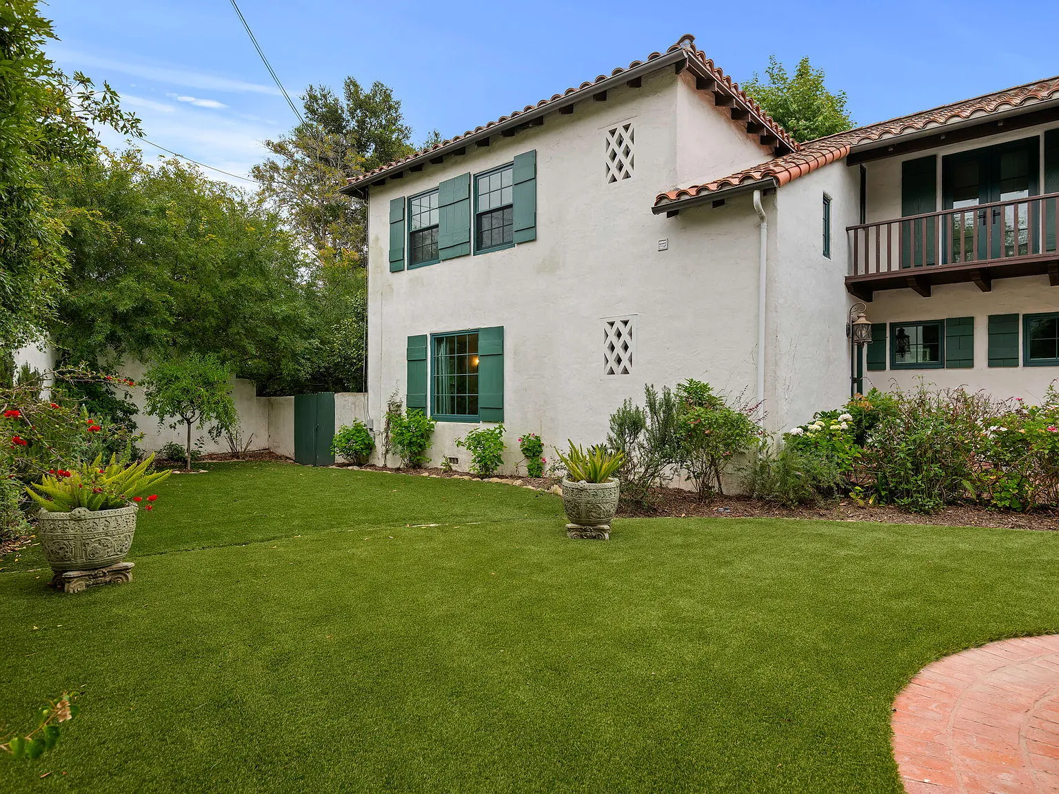 4 bed, 2.5 bath, 2690 sqft, $15,000 — Photo 4