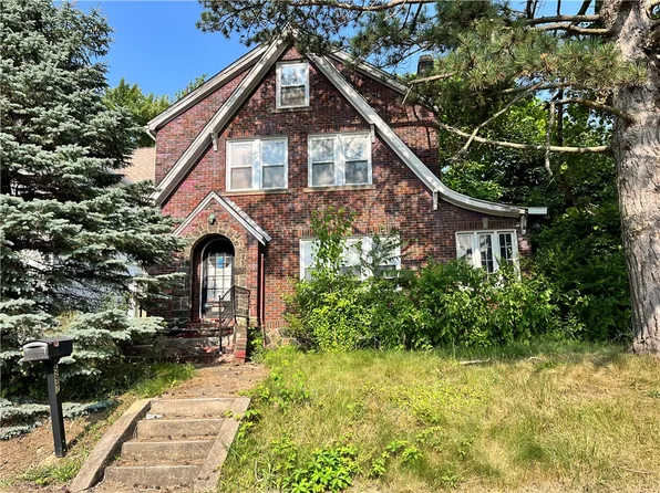 597 S Oakland Ave, Sharon, PA 16146